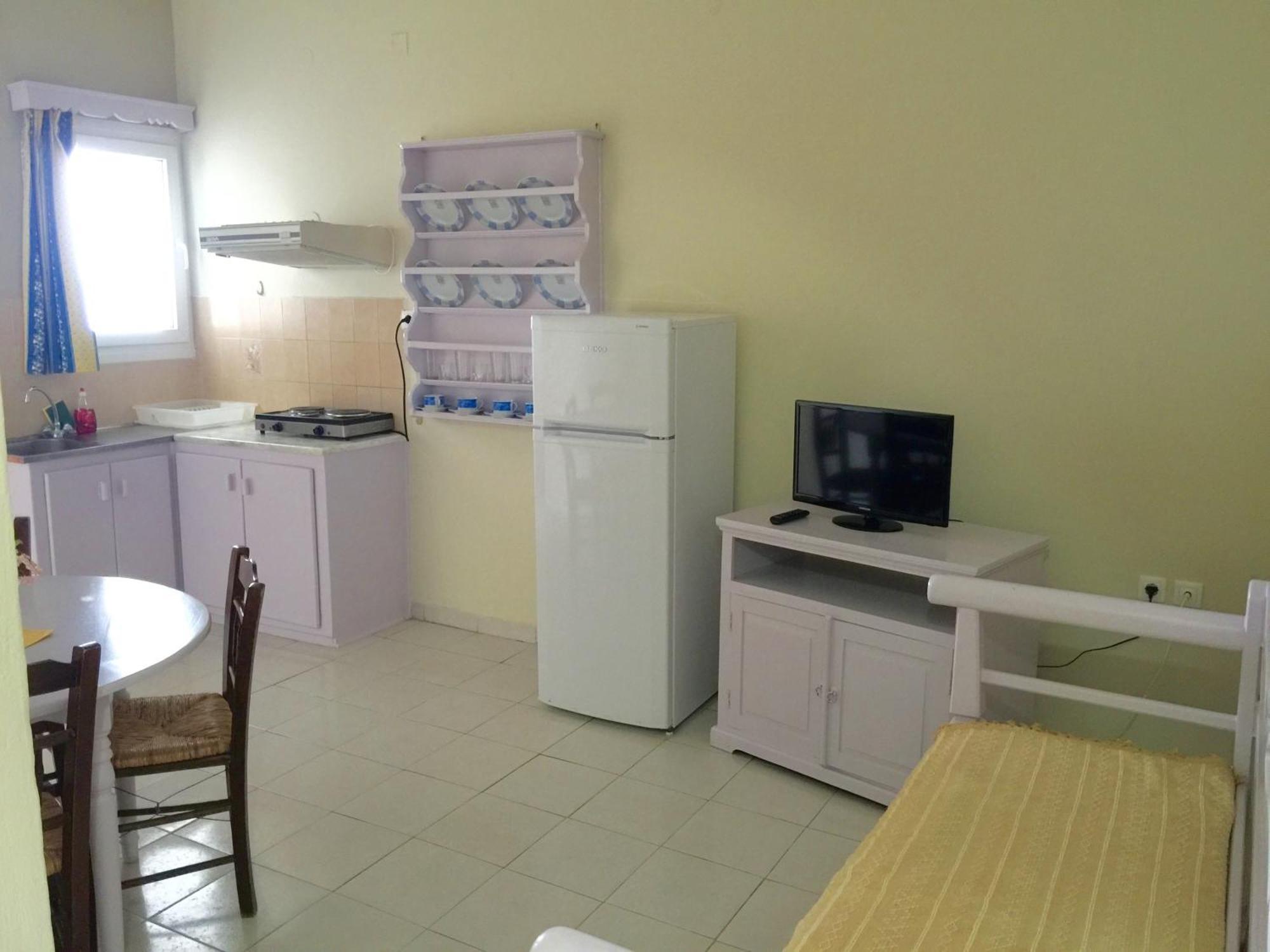 Kionia Apartments エクステリア 写真